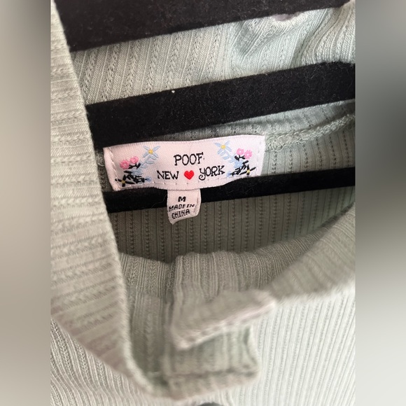 Light green turtle neck - Picture 4 of 4